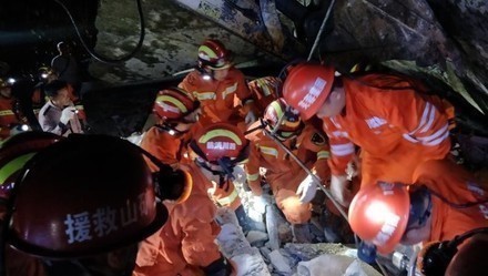 液體硅膠廠家心系地震災(zāi)區(qū)，祈禱平安